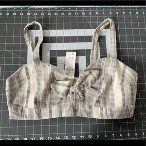Abercrombie & Fitch Grey/Cream Cropped Knot Top L